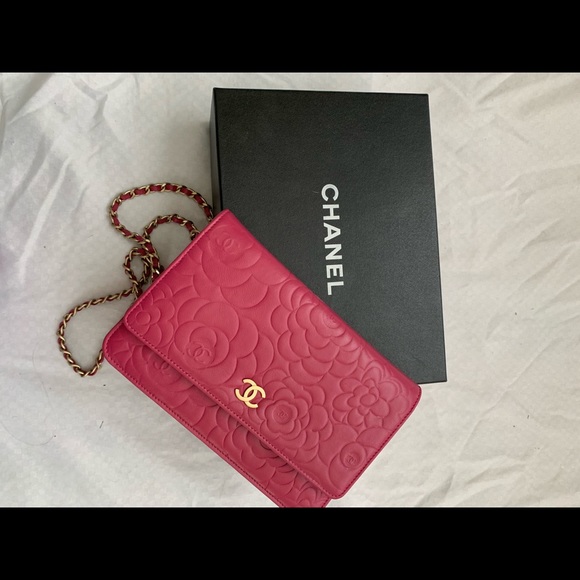 CHANEL pink WOC with floral pattern - Picture 4 of 4